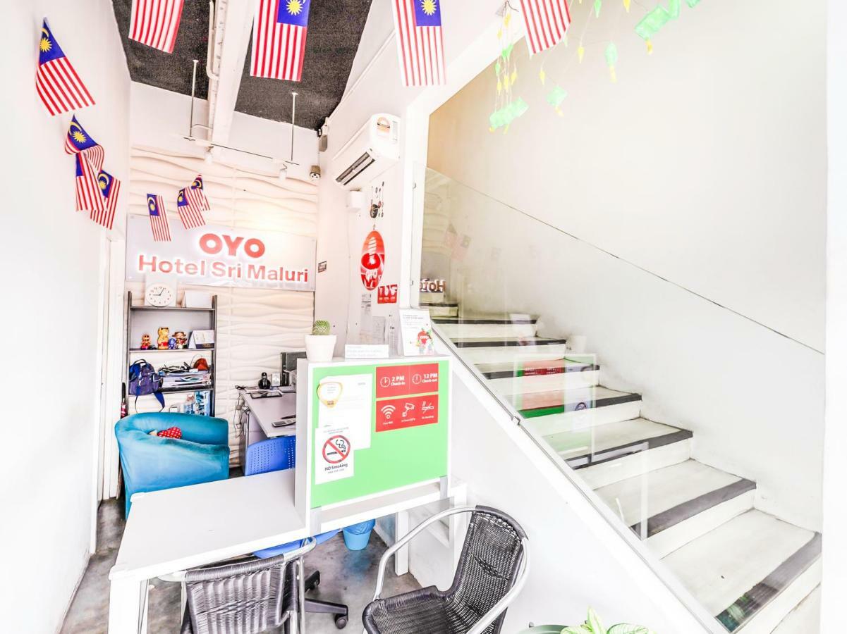 Oyo 220 Hotel Sri Maluri Kuala Lumpur Exteriör bild