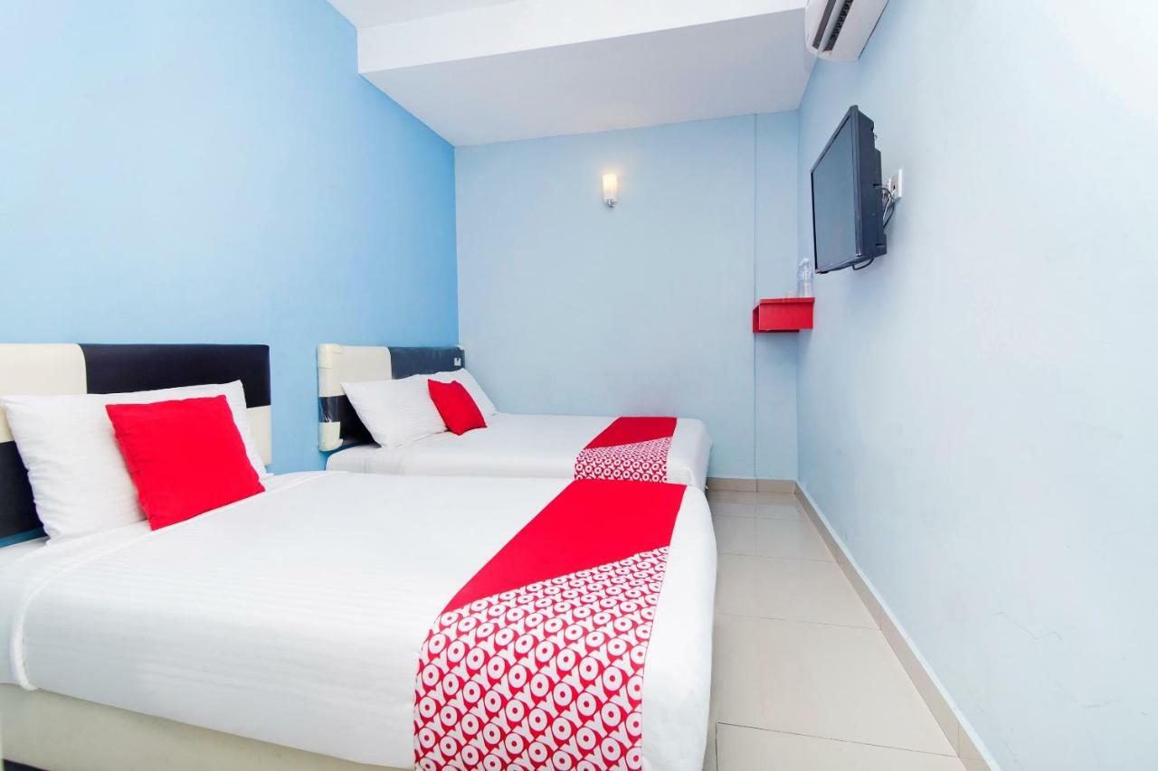 Oyo 220 Hotel Sri Maluri Kuala Lumpur Exteriör bild