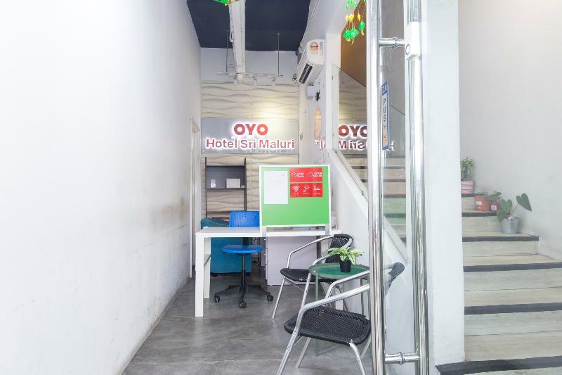 Oyo 220 Hotel Sri Maluri Kuala Lumpur Exteriör bild
